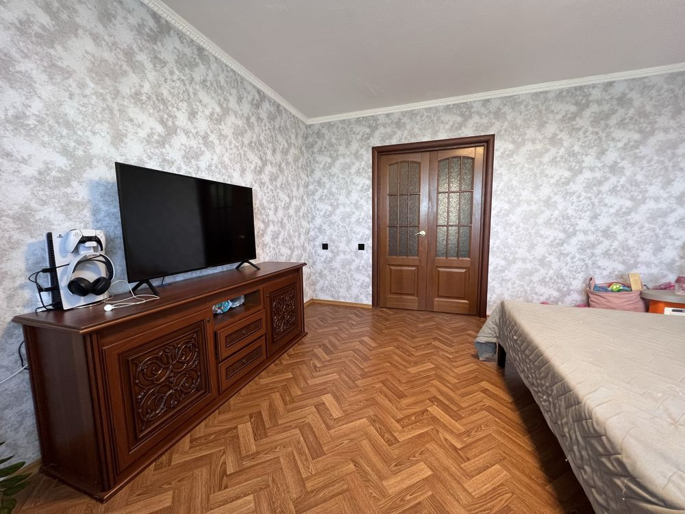 Трикімнатна квартира ( у дворі є дитячий садочок) Фастів - зображення 6