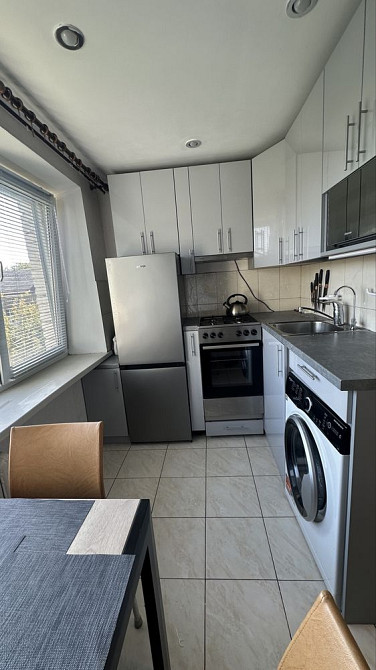 Здам 1 кім кв Печерськ вул Богомольця 8а Київ - зображення 1