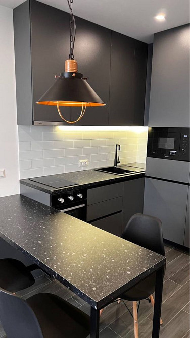 Пропонується в оренду стильна 1-к Док32 Київ - зображення 1