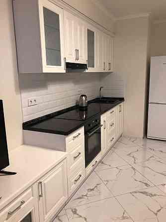 Сонячна Брама, Здановської 71В, Голосієво, простора Київ