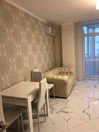 Сонячна Брама, Здановської 71В, Голосієво, простора Київ