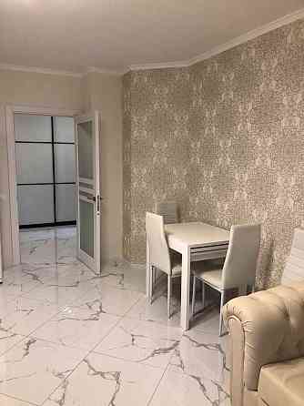 Сонячна Брама, Здановської 71В, Голосієво, простора Київ