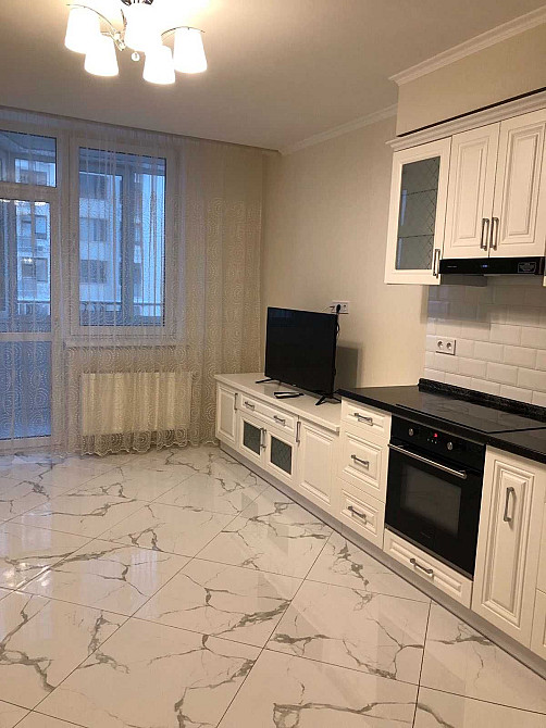 Сонячна Брама, Здановської 71В, Голосієво, простора Киев - изображение 1