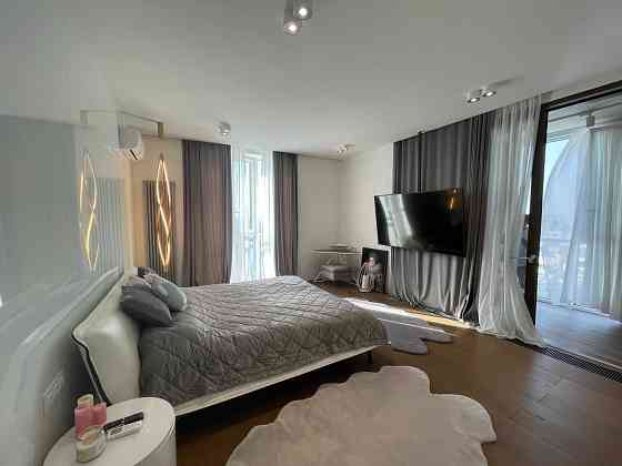 Квартира в Централ Парк Джона Маккейна 7 Київ