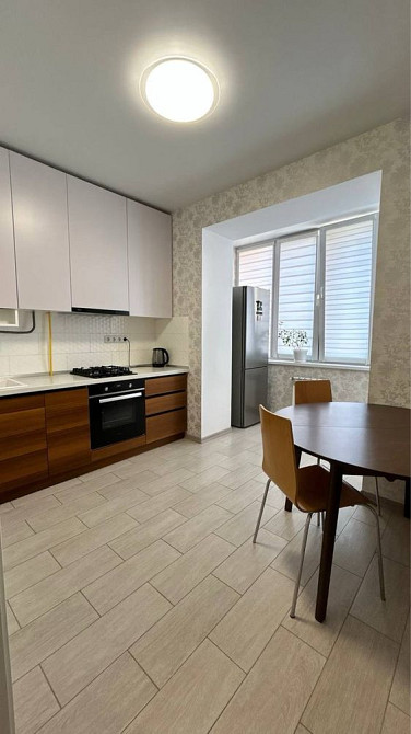 Однокімнатна квартира поруч з парком та новим торгівельним центром Ірпінь - зображення 1