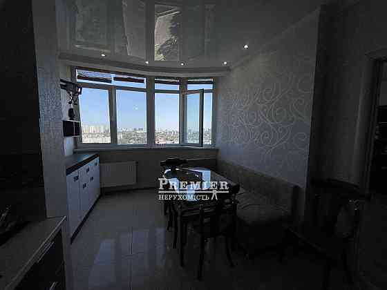 2-кімнатна квартира з видом на море та місто Одеса