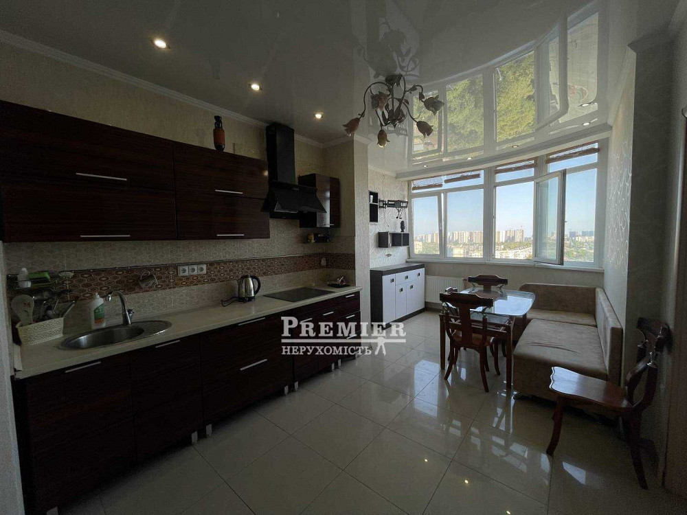 2-кімнатна квартира з видом на море та місто Одеса - зображення 2