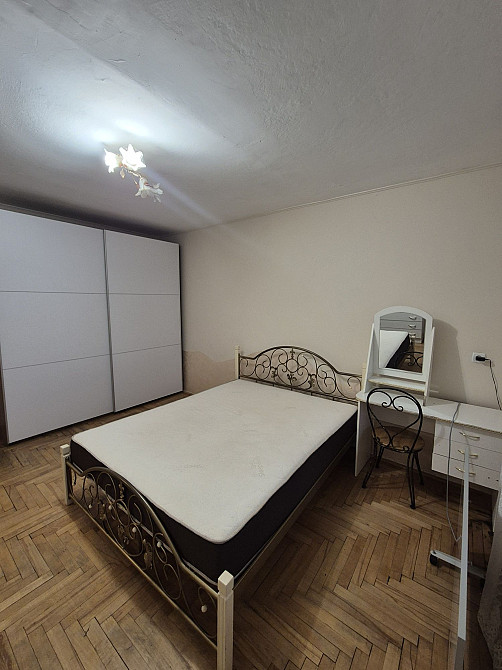 Продається  кв-ра по вул Легоцького  біля торг центру Токіо Ужгород - изображение 2