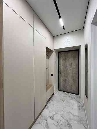 Продаю 1-кімнатну з ремонтом біля парку і озера в новобудові Ивано-Франковск