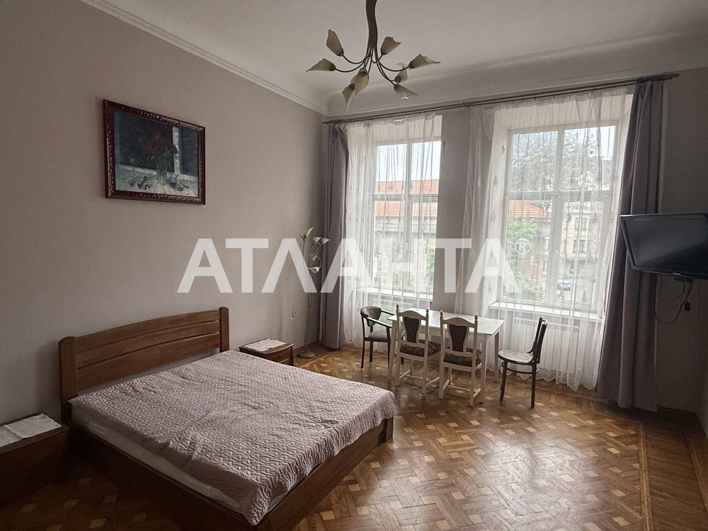 Продаж центр Галицький район інвестиція двох кімнатна фасадні вікна Львов - изображение 2