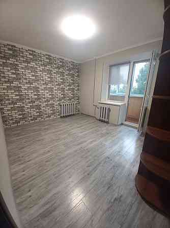 Затишна 3-кімнатна квартира в Броварах вул Грушевського 13 Бровары