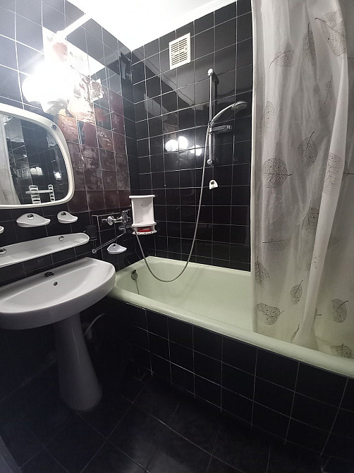 Затишна 3-кімнатна квартира в Броварах вул Грушевського 13 Бровары - изображение 5