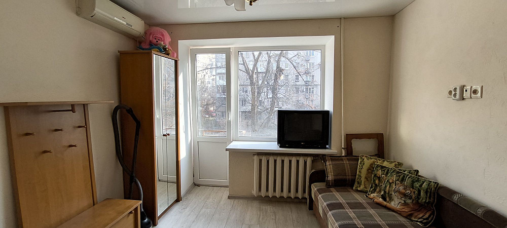 Гостинка на Левитана, 2 этаж, ремонт и мебель. Свободная. Одеса - зображення 1