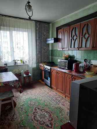 3-к. Драгоманова 12. Закрита територія. Хол. Велика кім. - 25 кв. м. Київ