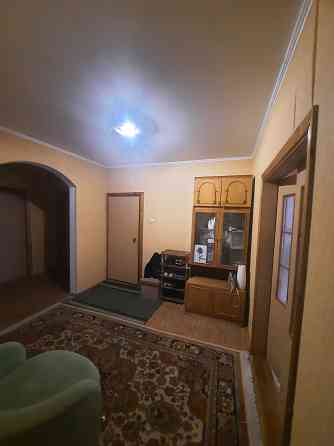 3-к. Драгоманова 12. Закрита територія. Хол. Велика кім. - 25 кв. м. Київ