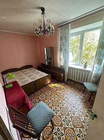 Продам 3-х кім. кв. р-н 3 школи Кам`янець-Подільський