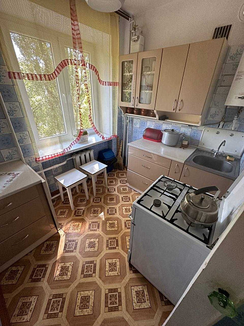 Продам 3-х кім. кв. р-н 3 школи Кам`янець-Подільський - зображення 8