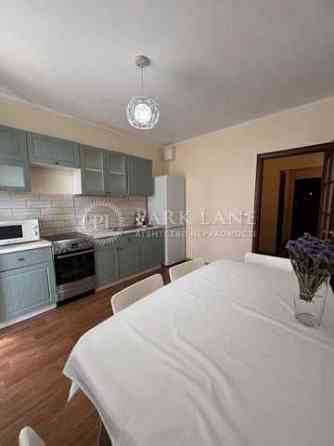 Дуже гарна квартира у ЖК "Патріотика" з ремонтом Київ