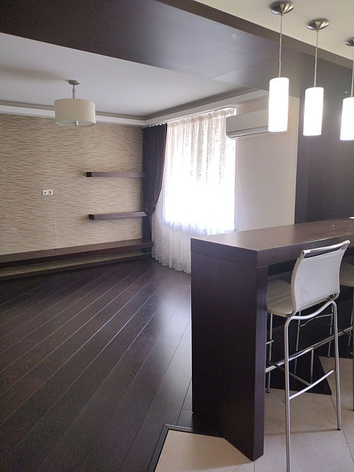 Продам 2 х уровневую квартиру на Заболотного Одесса - изображение 1