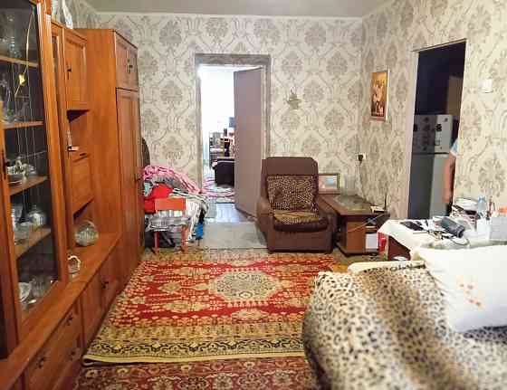 Продам 2 к. к. начало пр. Б. Хмельницького, цегл. будинок, торг. Irin Днепр