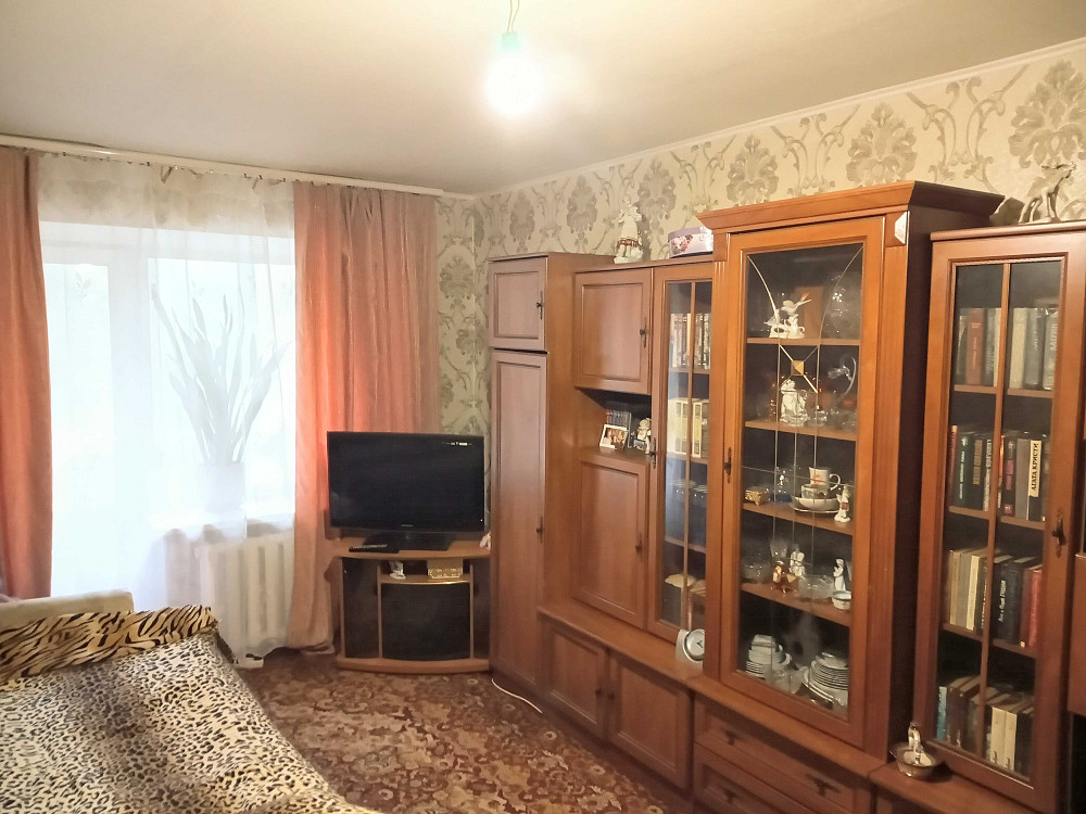 Продам 2 к. к. начало пр. Б. Хмельницького, цегл. будинок, торг. Irin Днепр - изображение 1