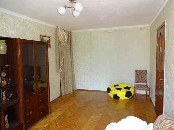 продаж 3- кімнатн, Дарниця, можна заїхати і жити Київ