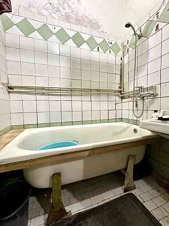 Продам большую 2к квартиру на Левом берегу, пр. Правды Днепр