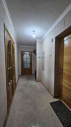 Продам 2 комнатную  квартиру улучшенной планировки  рядом с метро Харьков