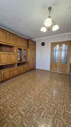 Продам 2 комнатную  квартиру улучшенной планировки  рядом с метро Харьков