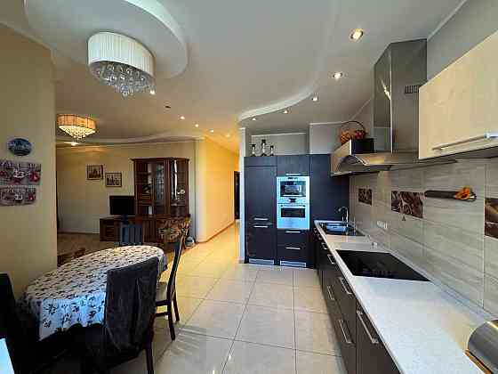 Продаж 3к квартири  Івасюка Оболонь Оазис Київ