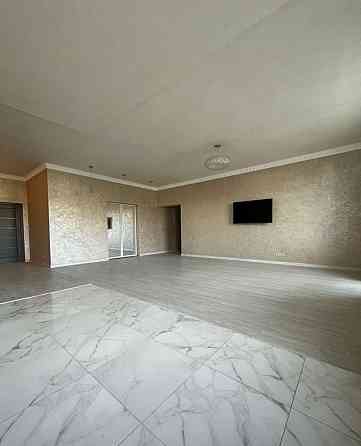 Продаж просторої 4 кімнатної квартири на Петропавлівський Борщагівці Петропавлівська Борщагівка