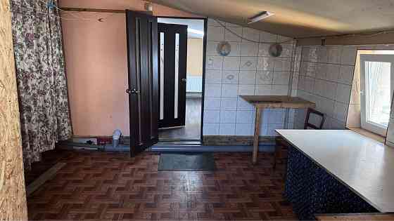 Продам квартиру і гараж Надвірна