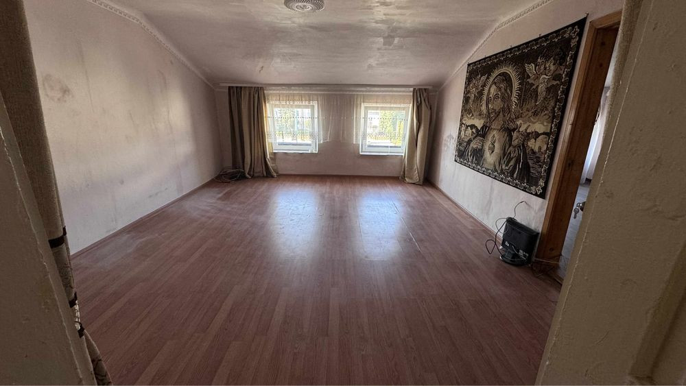 Продам квартиру і гараж Надворная - изображение 1