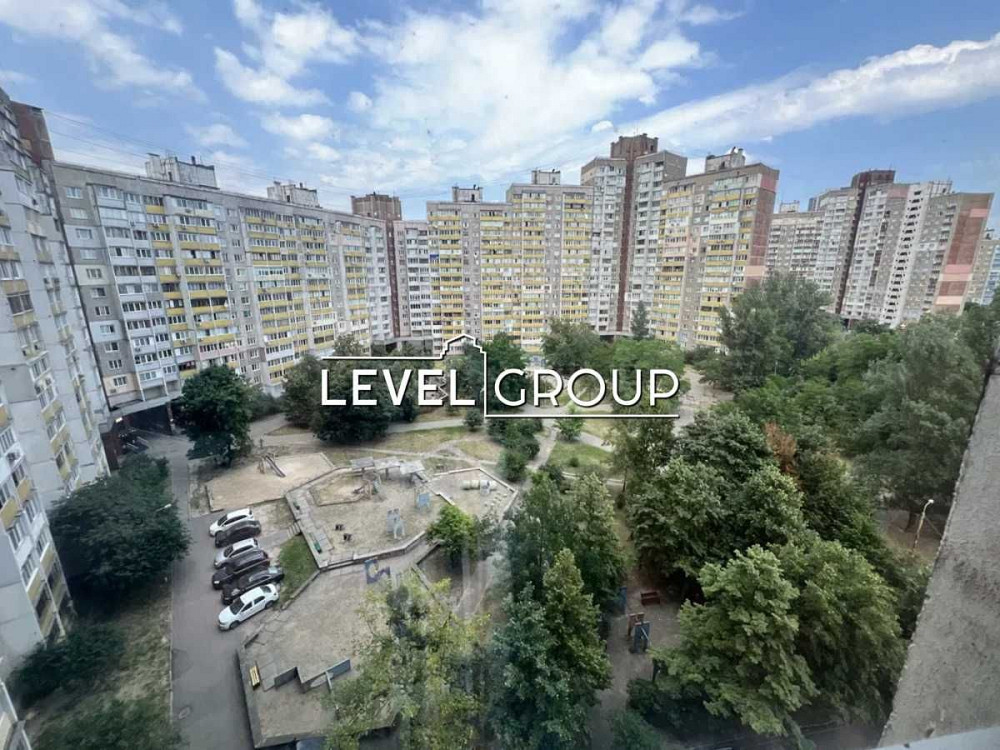 метро Теремки . 3кім з ремонтом 73м2 просп. Глушкова 39. Голосіївський Київ - зображення 2