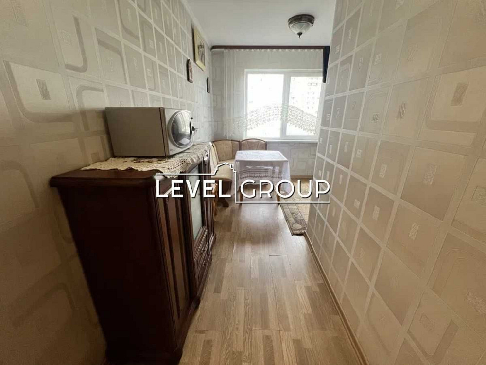 метро Теремки . 3кім з ремонтом 73м2 просп. Глушкова 39. Голосіївський Київ - зображення 8