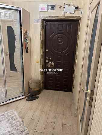 Продається трикімнатна квартира на Бочарова Одеса