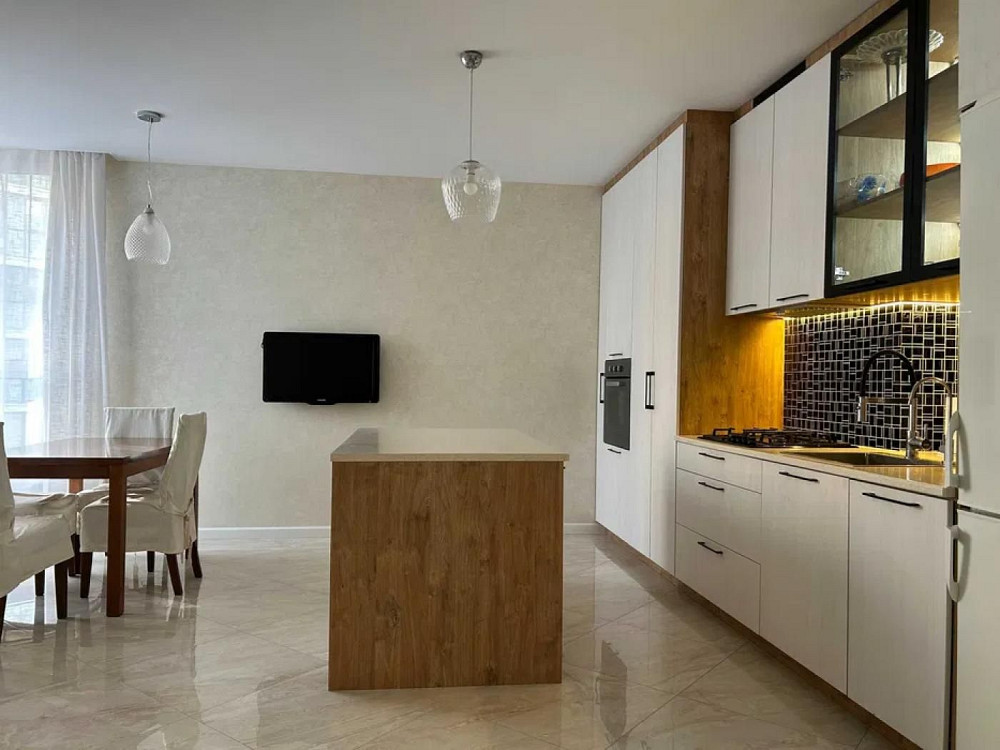 Продаж евроТРикімнатної квартири в ЖК на ПРОРІЗНІЙ Гостомель - изображение 1