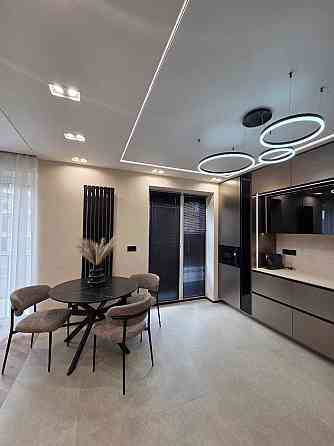 шикарна 3-кімнатна квартира з дизайнерським ремонтом Ивано-Франковск