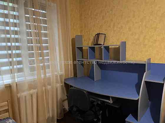 Продаю 2 к. кв. в хорошем жилом состоянии на Новых Домах Е00 Харьков