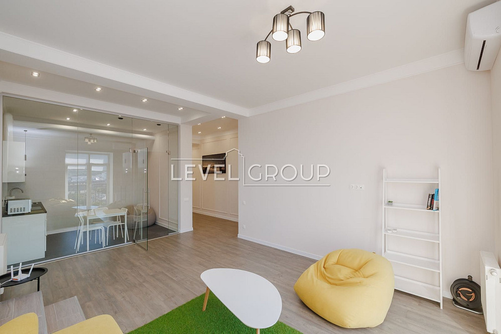 Продаж двокімнатної квартири на Подолі, Почайнинська, поруч метро Київ - зображення 2