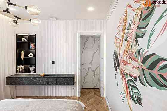 Продається 2-кімнатна квартира ЖК ЛИПКИ - біля міського озера та парку Ивано-Франковск