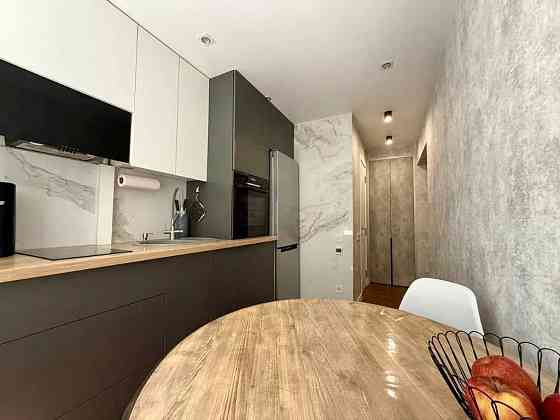 Продаж 2к квартири ж/м Тополь 2 епіцентр тера Днепр