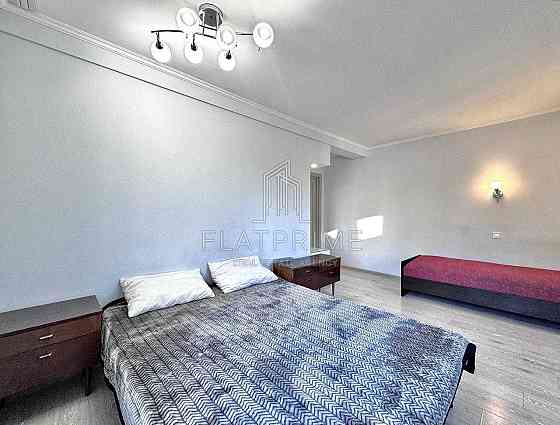 Без% Київ метро Берестейська Продаж двокімнатна квартира напроти парку Київ