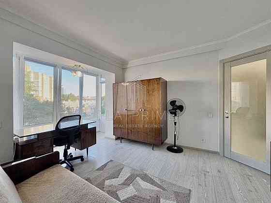 Без% Київ метро Берестейська Продаж двокімнатна квартира напроти парку Київ