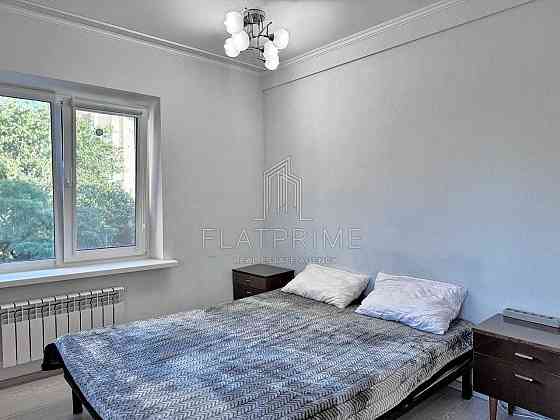 Без% Київ метро Берестейська Продаж двокімнатна квартира напроти парку Київ