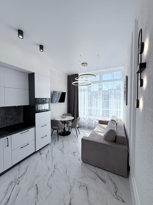 Продам новую доступную кваотиру в ЖК Атмосфера с дорогим ремонтом Одесса - изображение 1