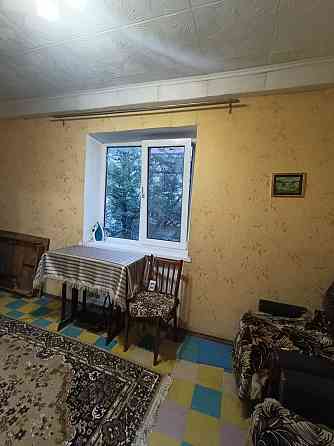 Продам 2 ком.квартиру на Черёмушках Кам`янське (Запорізька обл.)