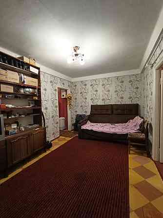 Продам 2 ком.квартиру на Черёмушках Кам`янське (Запорізька обл.)