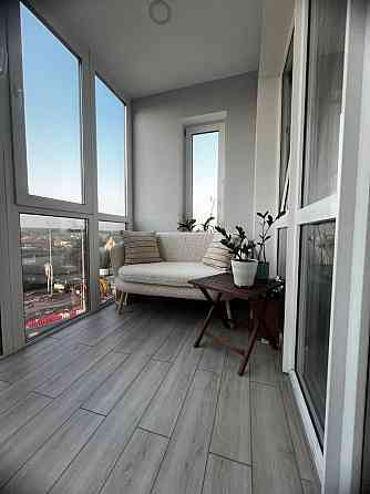 Простора 1к квартира 49м з дизайнерським ремонтом Київ