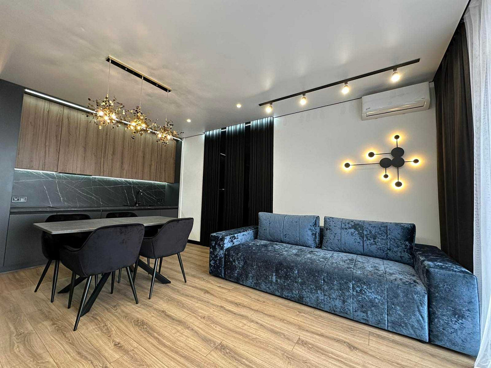 Терміновий продаж 2 кім.кв з ексклюзивним ремонтом в ЖК Resident Hall Львов - изображение 1